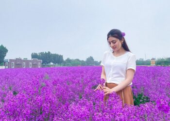 Meet Rida Zayn – A Powerful Combination of Beauty, Brains and Youth