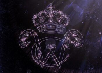 EXCLUSIVE ! Celebrity Witch Club founder ‘Miss X’ talks all things witchy with the London Daily Post.