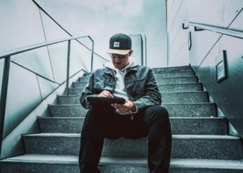 Exclusive Interview with Rising Artist Adrian Jauregui