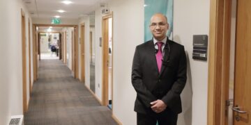 Dr Naveen Bhadauria : A famous Private consultant rheumatologist in London