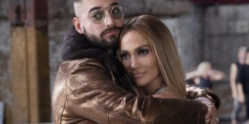 Review: In ‘Marry Me,’ Jennifer Lopez leans into her stardom