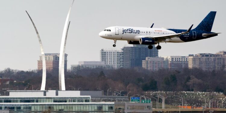 Verizon, AT&T delay some 5G service over airlines’ concerns