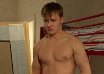 SYKES INKS THREE-PICTURE DEAL WITH AWARD WINNING US STUDIO