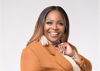 Dr. Shavona Whitehead, Sparks FIREWORKS from London With Her Powerhouse Keynote Sermon! “Hidden In Plain Sight”