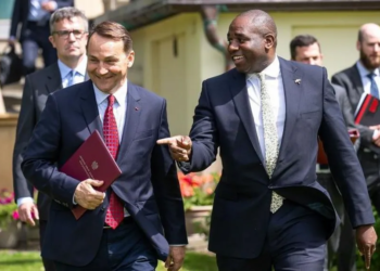 New Foreign Secretary Aims to Reset UK-EU Relations