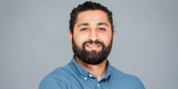 Interview with Aboromioo: A Programmer and Technical Content Creator