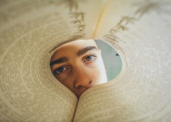 Explore the Lives of Famous Explorers Through Books