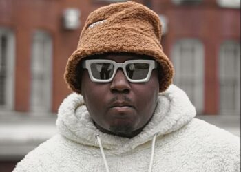 London Hip-Hop Artist Savvie Is Inspiring a New Generation With His Song “Spark The Fire”