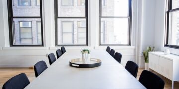 Creating the Perfect Office Interior: Ideas to Enhance Your Workspace