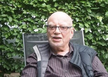 Between Bombs and Bread: A Story of Quiet Resistance