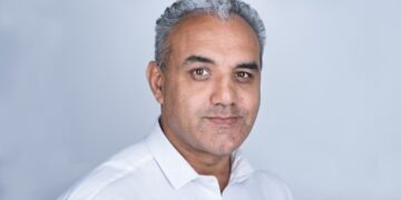 Tom Orrowchild, the author of Earth2035,