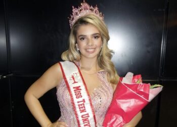BROOKE AGER CROWNED MISS TEEN UNIVERSE UK 2025