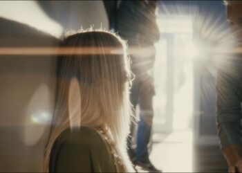 Tightly Bound – Review