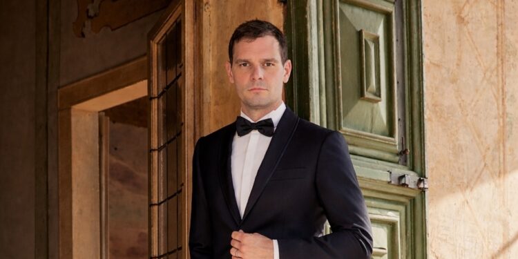 Velum(velum.me): Privacy as Infrastructure, Not a Feature