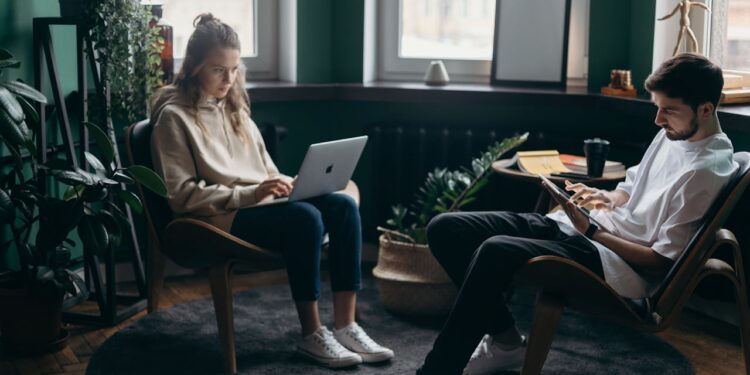 Blackcat App – A Fintech Platform Bringing Banking and Crypto Together