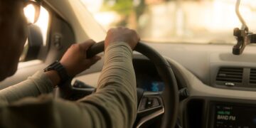 What Expenses New Uber Drivers Often Overlook in the UK?