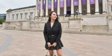 She Had to Be an Adult at 16. Now She’s Graduating from One of the World’s Top Universities